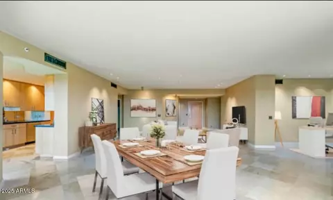 Dining - 1040 E Osborn Rd #501, Phoenix, AZ 85014 photo 1 of 2