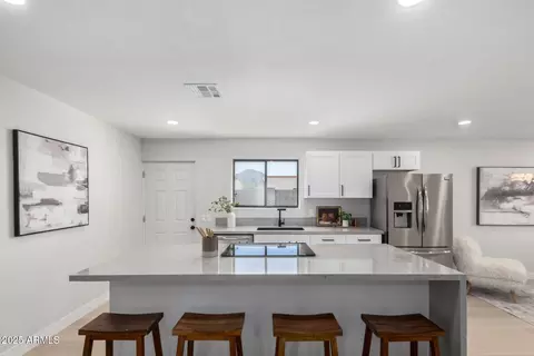 Kitchen - 8846 N 3rd St, Phoenix, AZ 85020 photo 2 of 2