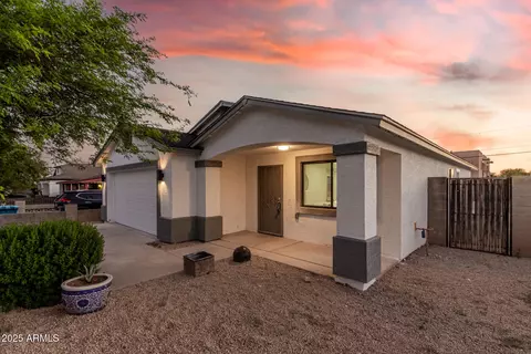 Exterior - 8846 N 3rd St, Phoenix, AZ 85020 photo 4 of 7