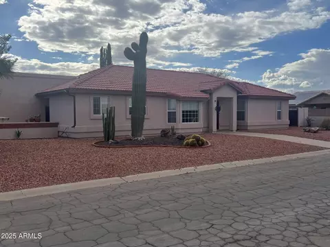 15880 S Warren Pl S, Arizona City, AZ 85123