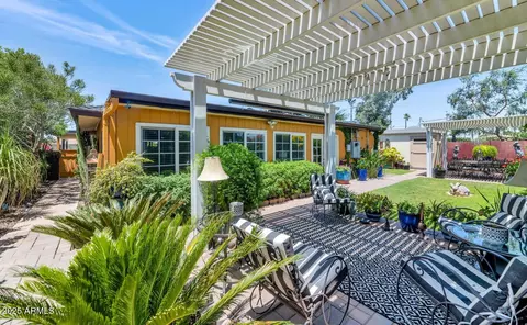 Exterior - 3351 N 6th Ave, Phoenix, AZ 85013 photo 6 of 10