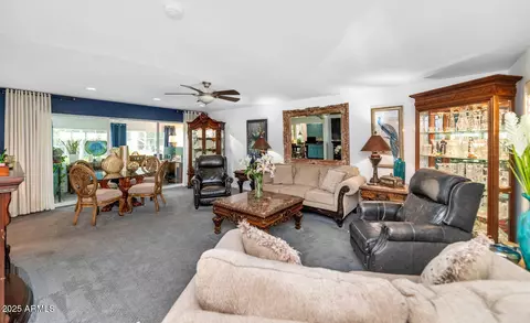 Living - 3351 N 6th Ave, Phoenix, AZ 85013 photo 1 of 4