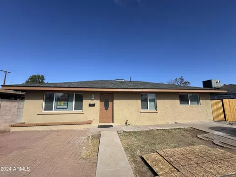 2724 W Highland Ave, Phoenix, AZ 85017