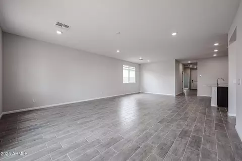 Living - 2586 E Music Mountain Ave, Apache Junction, AZ 85119 photo 1 of 3