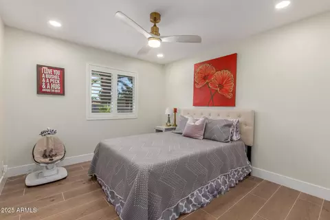 2402 E Cinnabar Ave, Phoenix, AZ 85028 photo 19