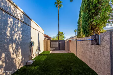 2402 E Cinnabar Ave, Phoenix, AZ 85028 photo 35