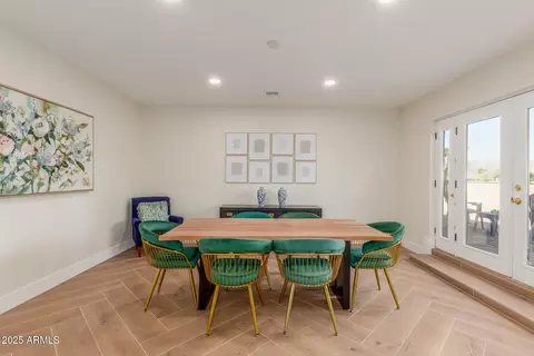 2402 E Cinnabar Ave, Phoenix, AZ 85028 photo 9