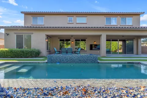 2219 E Galileo Dr, Gilbert, AZ 85298