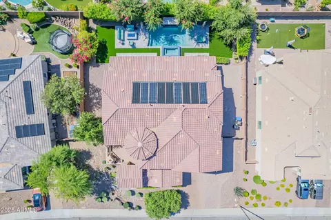 View/Area - 2219 E Galileo Dr, Gilbert, AZ 85298 photo 2 of 16