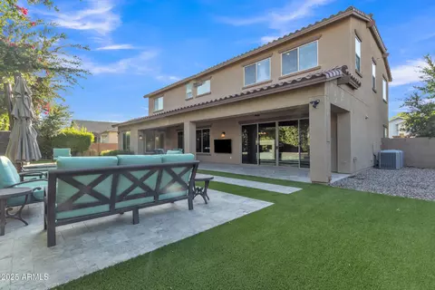 Exterior - 2219 E Galileo Dr, Gilbert, AZ 85298 photo 9 of 20