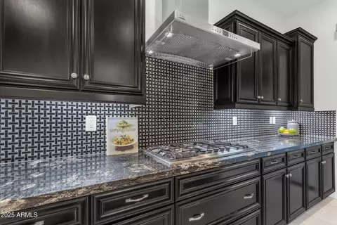 Kitchen - 2219 E Galileo Dr, Gilbert, AZ 85298 photo 4 of 7