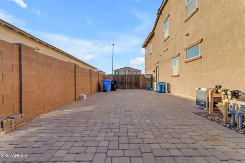 Exterior - 2219 E Galileo Dr, Gilbert, AZ 85298 photo 18 of 20