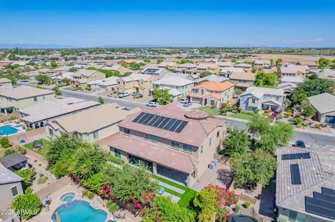 View/Area - 2219 E Galileo Dr, Gilbert, AZ 85298 photo 3 of 16