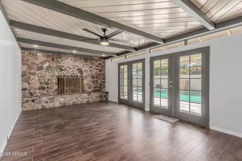 Living - 2938 N 18th Ave, Phoenix, AZ 85015 photo 3 of 5