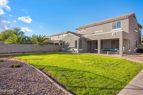 Exterior - 4221 S Fireside Ct, Gilbert, AZ 85297 photo 5 of 7