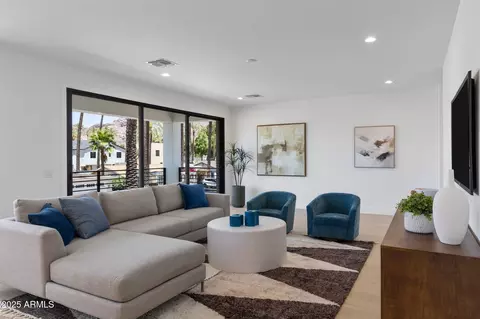 4301 E Sells Dr, Phoenix, AZ 85018 photo 19