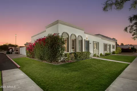 8317 E Orange Blossom Ln, Scottsdale, AZ 85250