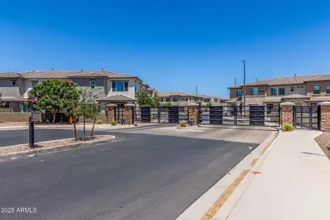 754 E Harper St #102, Gilbert, AZ 85297 photo 32