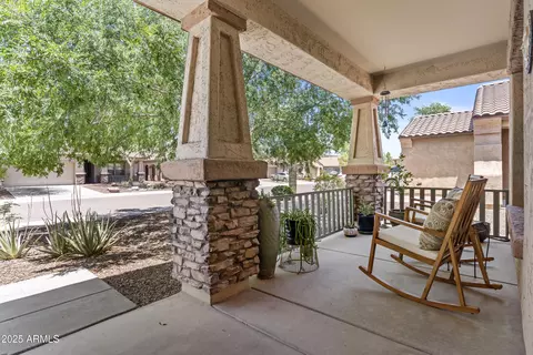 5303 W Hackamore Dr, Phoenix, AZ 85083 photo 2