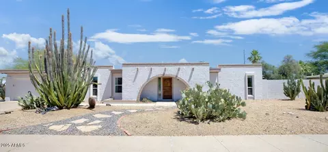 4032 E Cannon Dr, Phoenix, AZ 85028