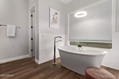 Bath - 4667 E Reins Rd, Gilbert, AZ 85297 photo 3 of 7