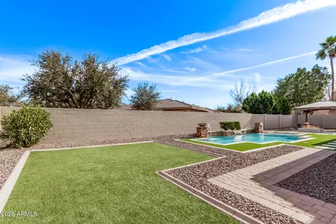 Exterior - 4667 E Reins Rd, Gilbert, AZ 85297 photo 9 of 11