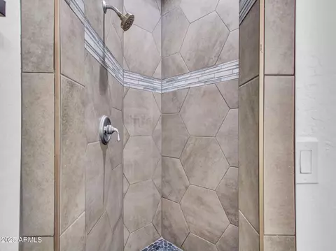Bath - 3903 E Melody Dr, Phoenix, AZ 85042 photo 3 of 9