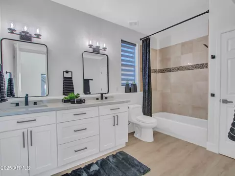 Bath - 3903 E Melody Dr, Phoenix, AZ 85042 photo 1 of 9