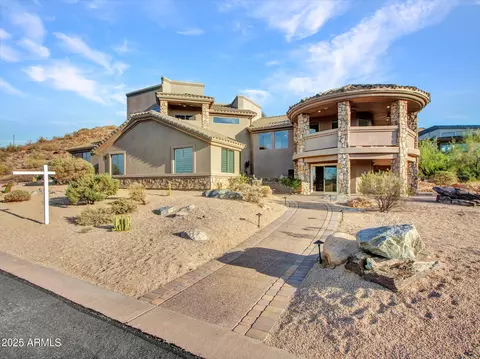 Exterior - 3903 E Melody Dr, Phoenix, AZ 85042 photo 5 of 36