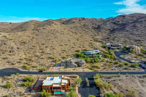 View/Area - 3903 E Melody Dr, Phoenix, AZ 85042 photo 2 of 5