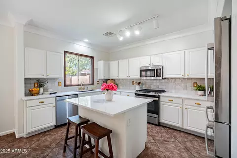 2990 E Franklin Ave, Gilbert, AZ 85295 photo 8