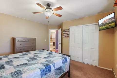 Bedroom - 6869 W Ute Trl, Pine, AZ 85544 photo 2 of 3