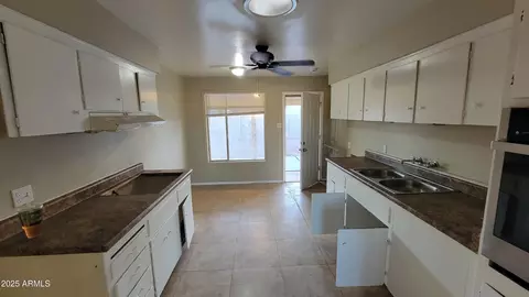 4721 N 55th Dr, Phoenix, AZ 85031 photo 3