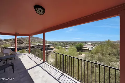 Exterior - 9932 N 16th Pl E, Phoenix, AZ 85020 photo 4 of 6