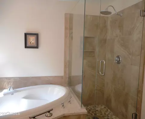 Bath - 4513 E Grovers Ave, Phoenix, AZ 85032 photo 1 of 2