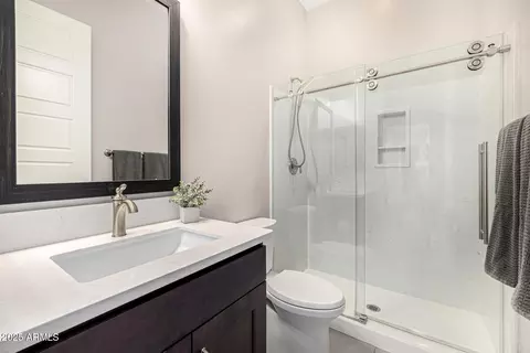 Bath - 8055 E Jaeger St, Mesa, AZ 85207 photo 5 of 7