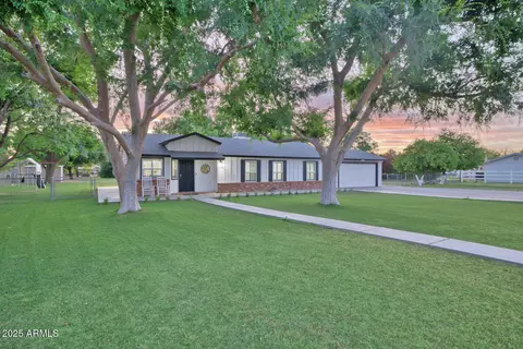 1886 S 141st Pl, Gilbert, AZ 85295