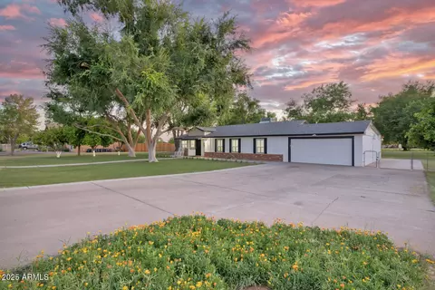 1886 S 141st Pl, Gilbert, AZ 85295 photo 2