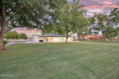 1886 S 141st Pl, Gilbert, AZ 85295 photo 5