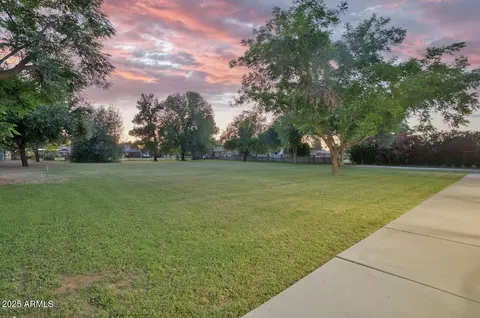 1886 S 141st Pl, Gilbert, AZ 85295 photo 4