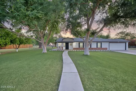 1886 S 141st Pl, Gilbert, AZ 85295 photo 3