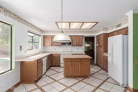987 E Divot Dr, Tempe, AZ 85283 photo 15