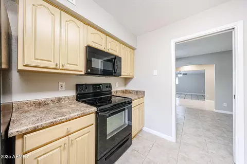 Kitchen - 7439 Ed Rice Ave, Mesa, AZ 85208 photo 2 of 4