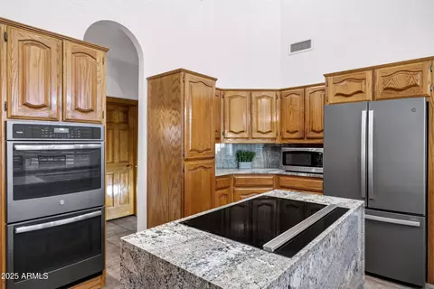 Kitchen - 322 E Gary Cir, Mesa, AZ 85201 photo 5 of 8
