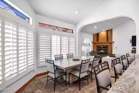 Dining - 322 E Gary Cir, Mesa, AZ 85201 photo 3 of 3
