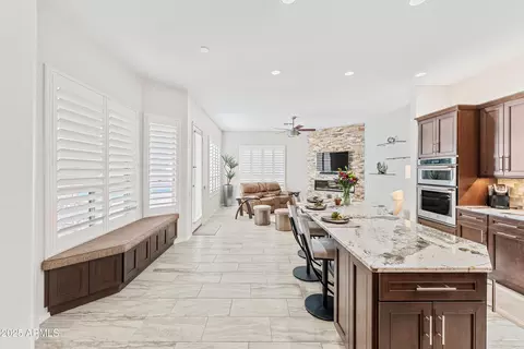 Kitchen - 9532 E Knoll Cir, Mesa, AZ 85207 photo 7 of 7