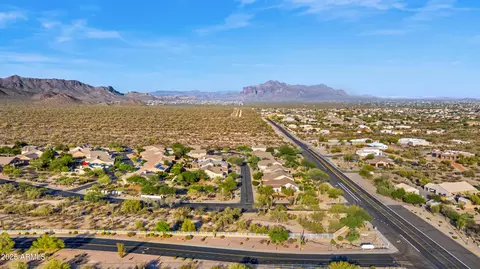 View/Area - 9532 E Knoll Cir, Mesa, AZ 85207 photo 9 of 10