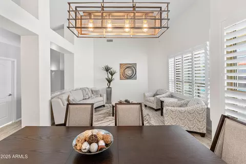 Dining - 9532 E Knoll Cir, Mesa, AZ 85207 photo 4 of 6