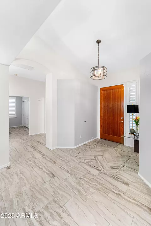 Entry Way - 9532 E Knoll Cir, Mesa, AZ 85207 photo 2 of 4