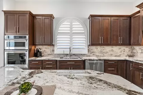 Kitchen - 9532 E Knoll Cir, Mesa, AZ 85207 photo 2 of 7